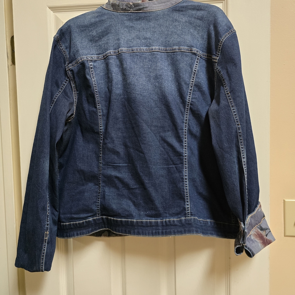 Reversible CHARLIE B Floral Blue Jean Jacket - Picture 3 of 5
